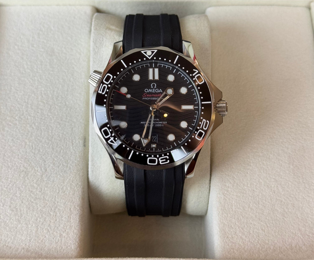 Omega Seamaster Diver 300M Stainless Steel Black Dial Ceramic Bezel Rubber Strap